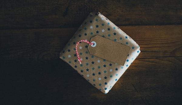 Handcrafted Honeybee Holiday Gift Guide - Charliemadison Originals LLC