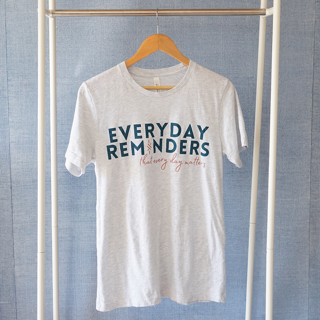 Charliemadison Everyday Reminders T Shirt | Ash