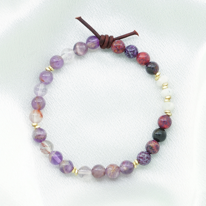 Tune In Mini Bracelet | The Divine Collection